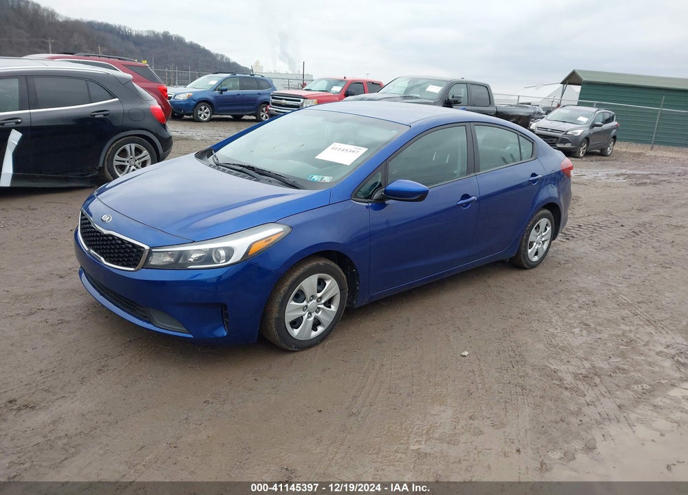 2017 KIA FORTE VIN: 3KPFK4A73HE059201