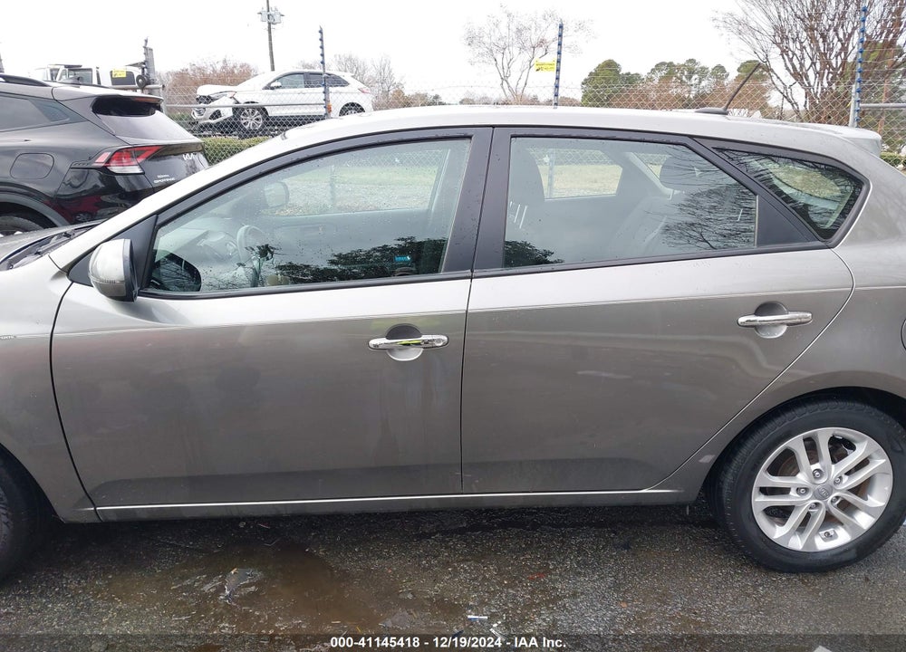 2011 KIA FORTE EX VIN: KNAFU5A21B5386832