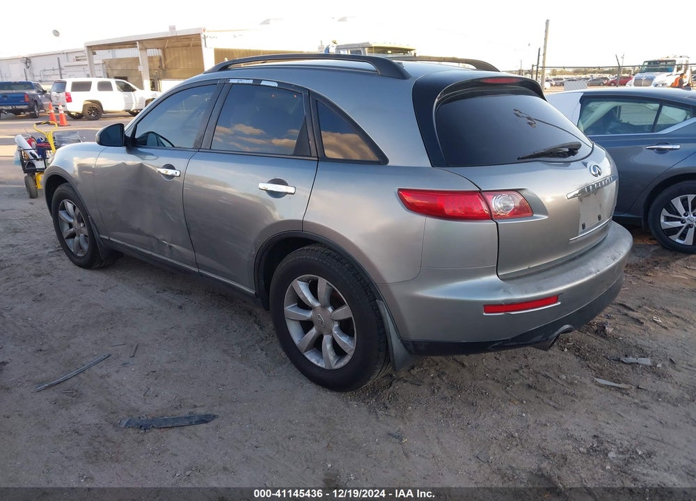 2005 INFINITI FX35 VIN: JNRAS08U35X104762
