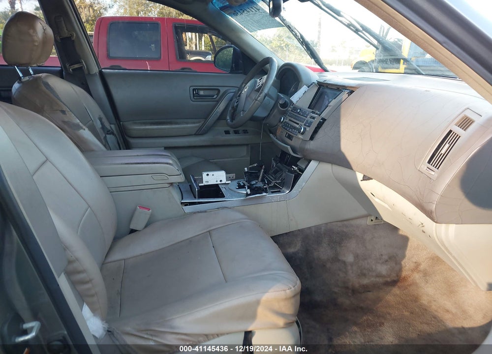 2005 INFINITI FX35 VIN: JNRAS08U35X104762