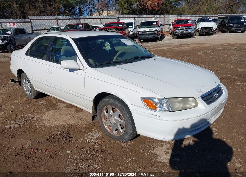 2000 TOYOTA CAMRY LE VIN: JT2BG22K6Y0488552