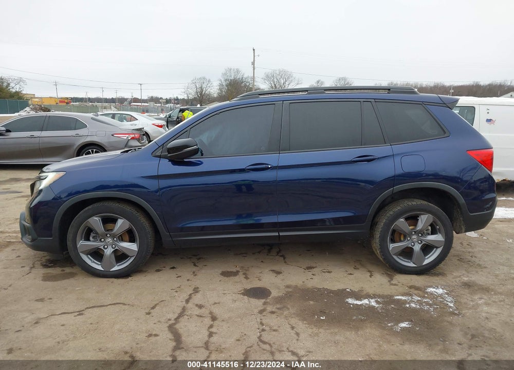 2019 HONDA PASSPORT VIN: 5FNYF8H9XKB013488