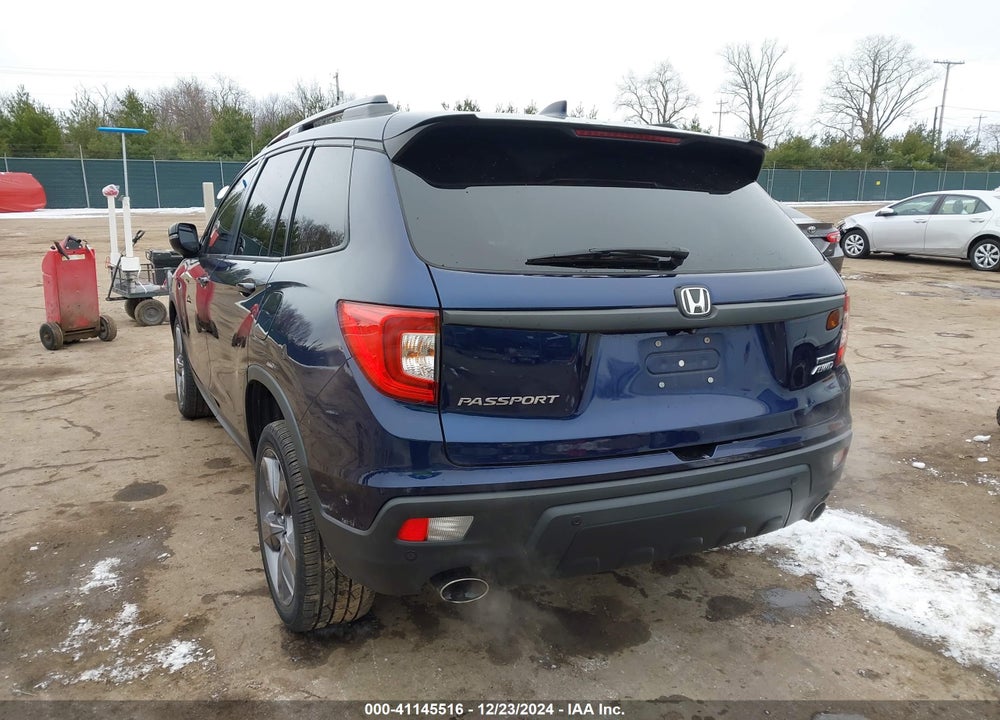 2019 HONDA PASSPORT VIN: 5FNYF8H9XKB013488
