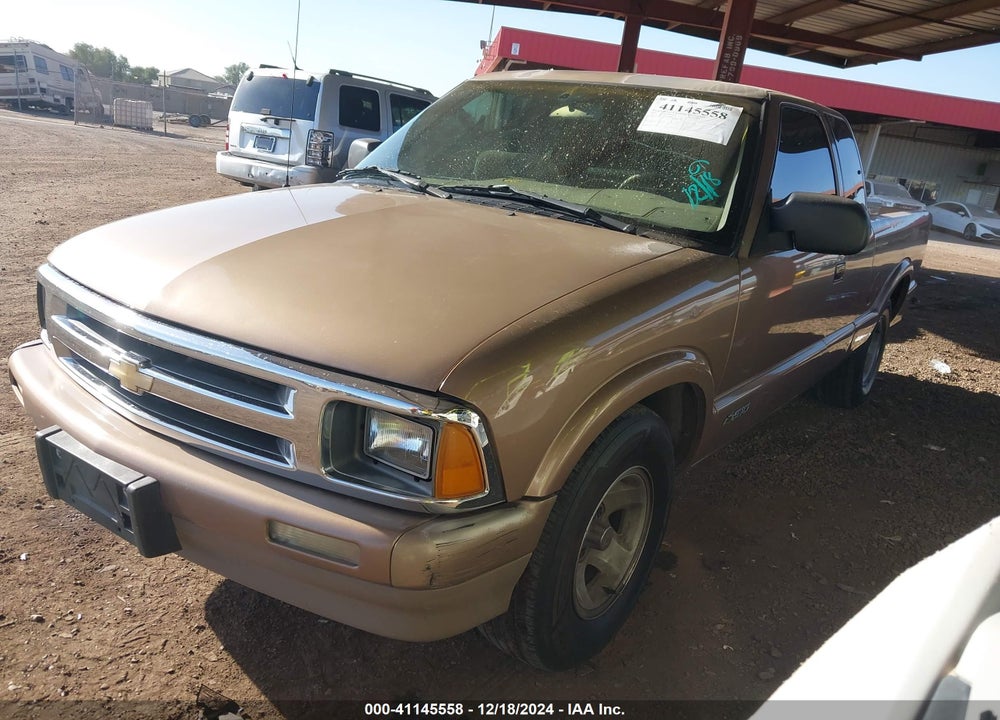 1997 CHEVROLET S-10 LS FLEETSIDE VIN: 1GCCS1940VK128009