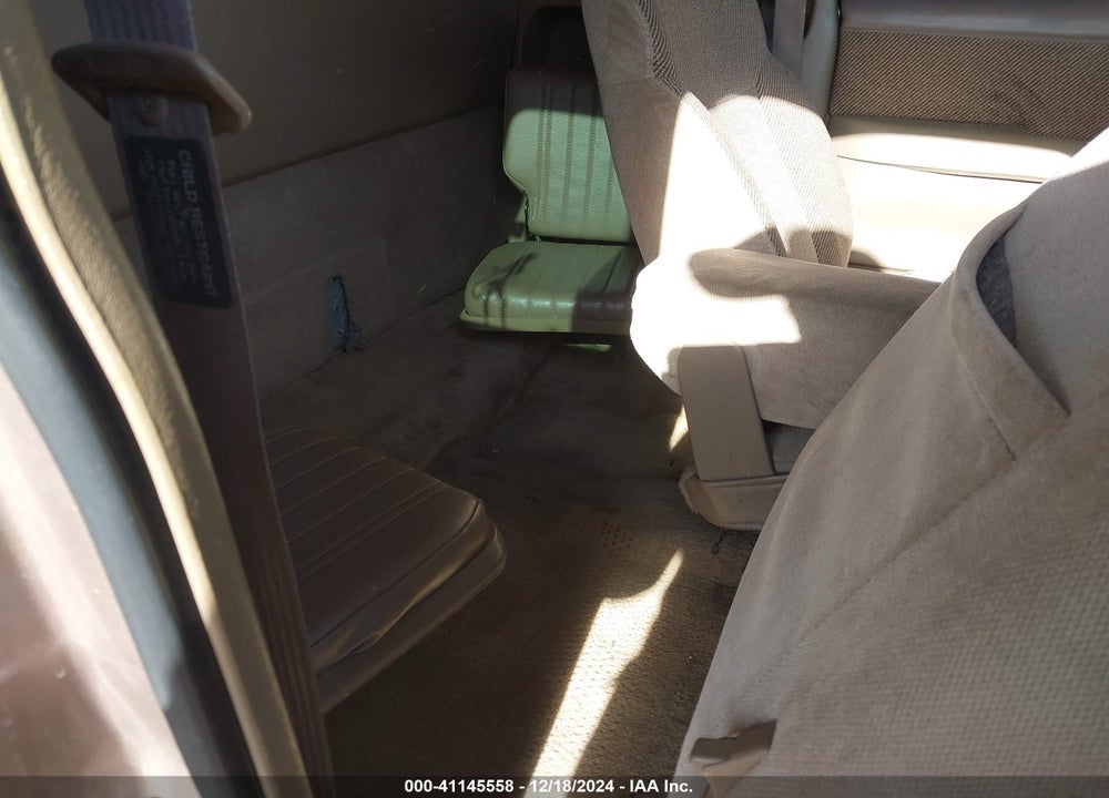 1997 CHEVROLET S-10 LS FLEETSIDE VIN: 1GCCS1940VK128009