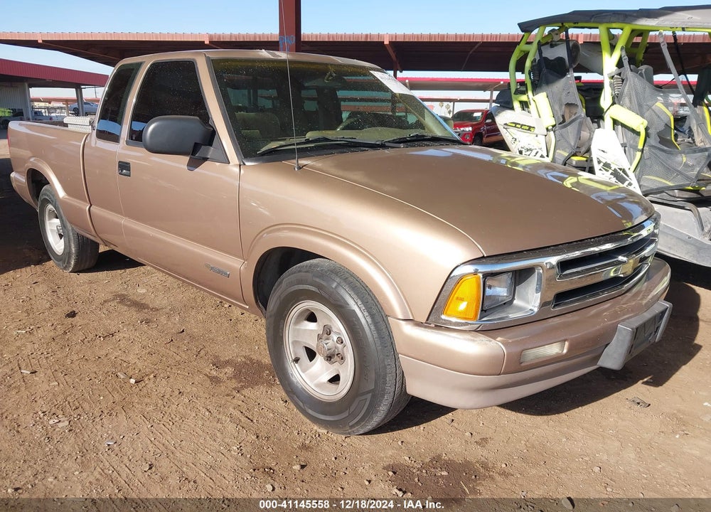 1997 CHEVROLET S-10 LS FLEETSIDE VIN: 1GCCS1940VK128009