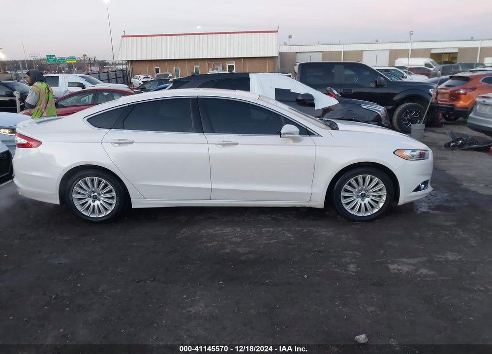 2014 FORD FUSION ENERGI VIN: 3FA6P0SU8ER269351