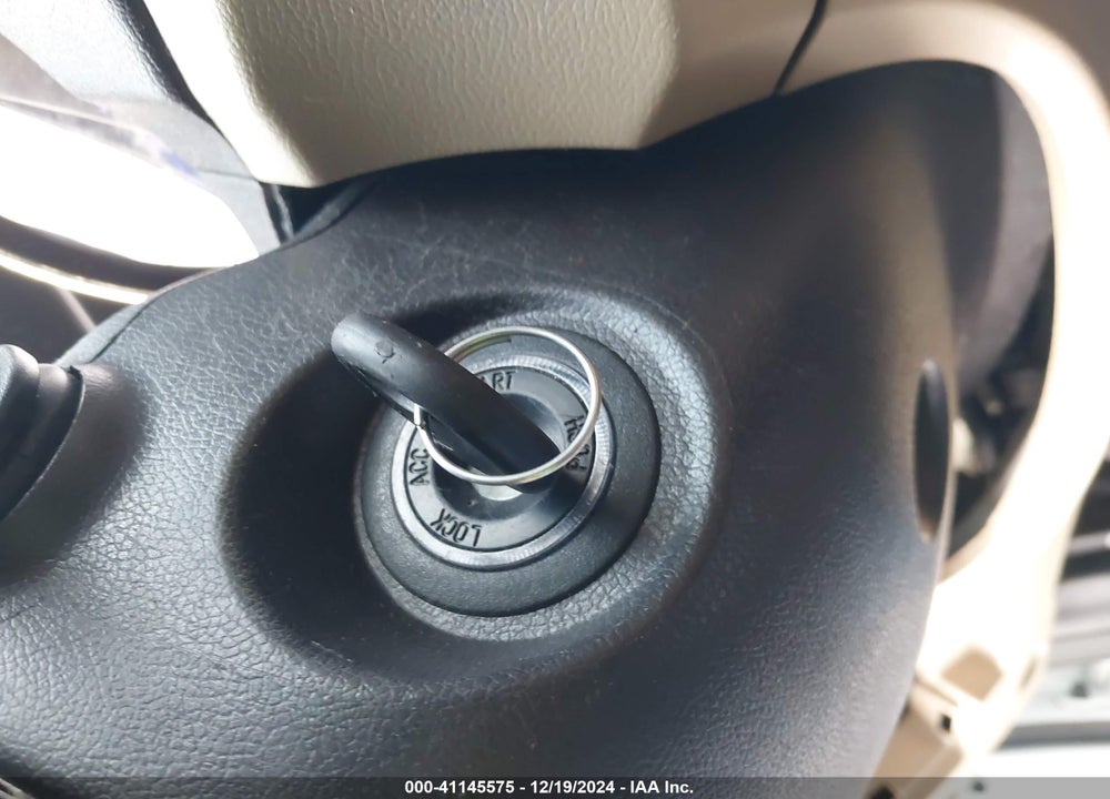 2013 HYUNDAI SONATA GLS VIN: 5NPEB4ACXDH640001