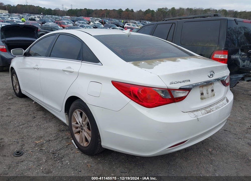 2013 HYUNDAI SONATA GLS VIN: 5NPEB4ACXDH640001