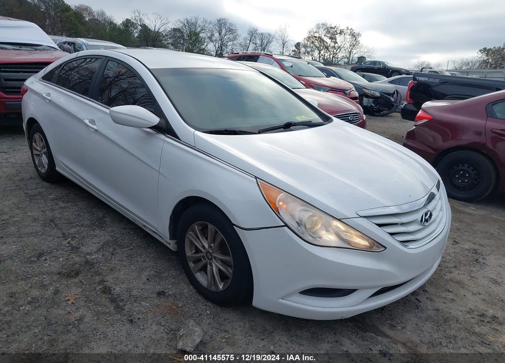 2013 HYUNDAI SONATA GLS VIN: 5NPEB4ACXDH640001