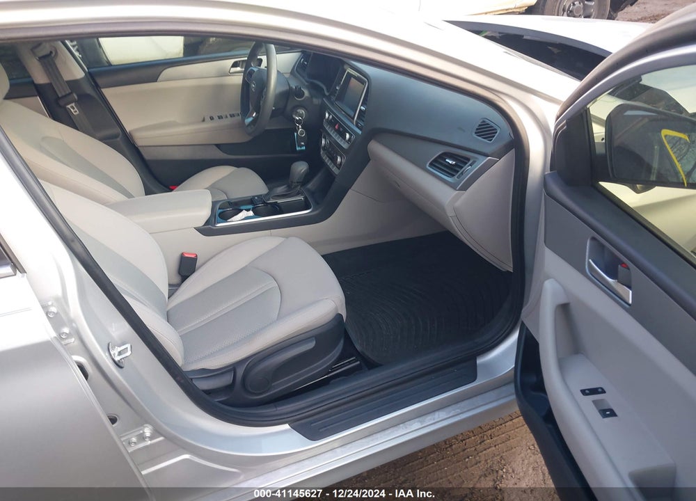 2018 HYUNDAI SONATA SE VIN: 5NPE24AF2JH597814