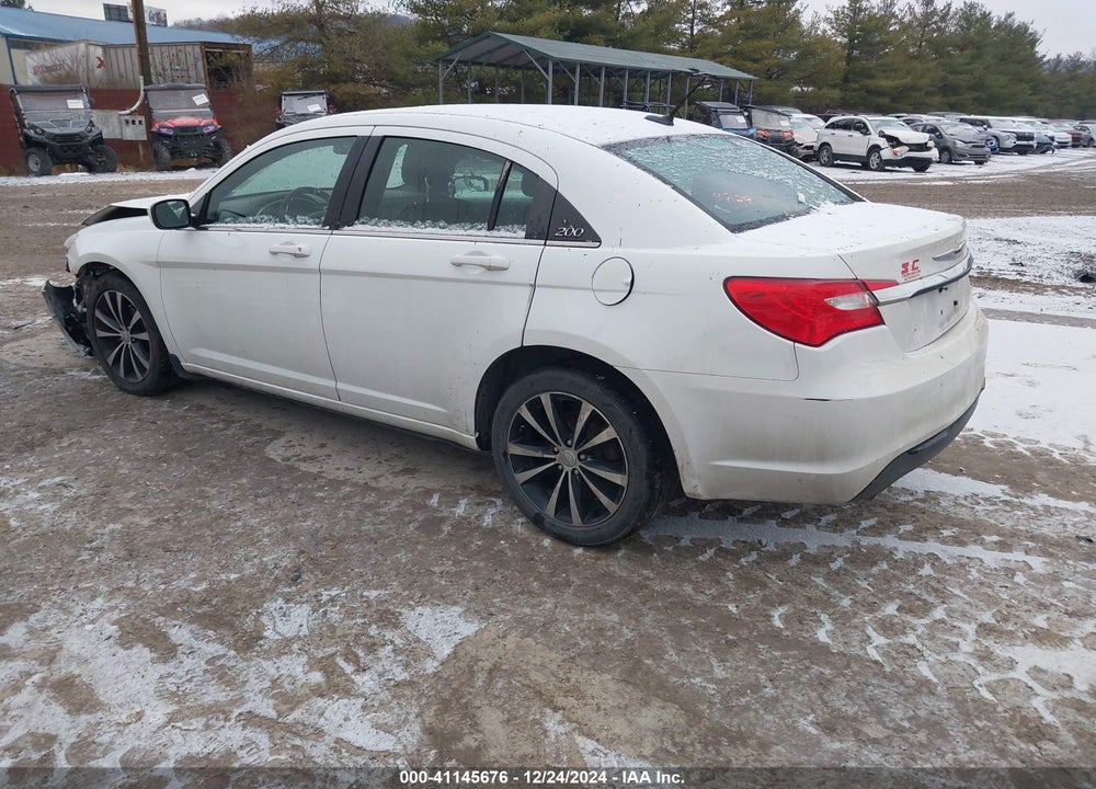 2011 CHRYSLER 200 S VIN: 1C3BC8FG1BN574829
