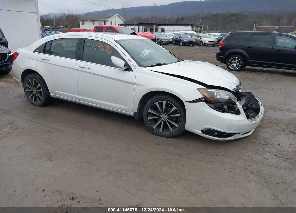 2011 CHRYSLER 200 S VIN: 1C3BC8FG1BN574829
