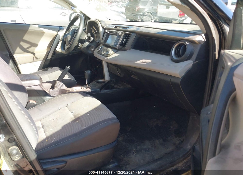 2013 TOYOTA RAV4 XLE VIN: 2T3WFREVXDW049693