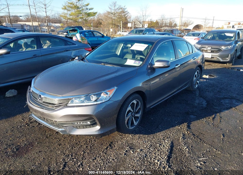 2017 HONDA ACCORD EX-L VIN: 1HGCR2F82HA256482