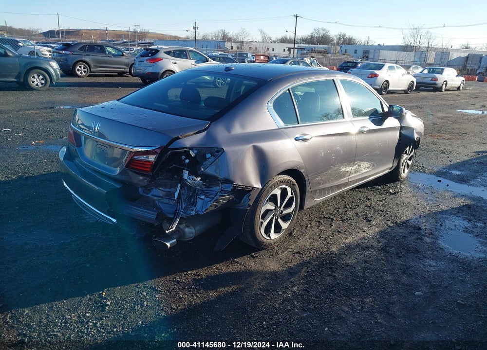 2017 HONDA ACCORD EX-L VIN: 1HGCR2F82HA256482