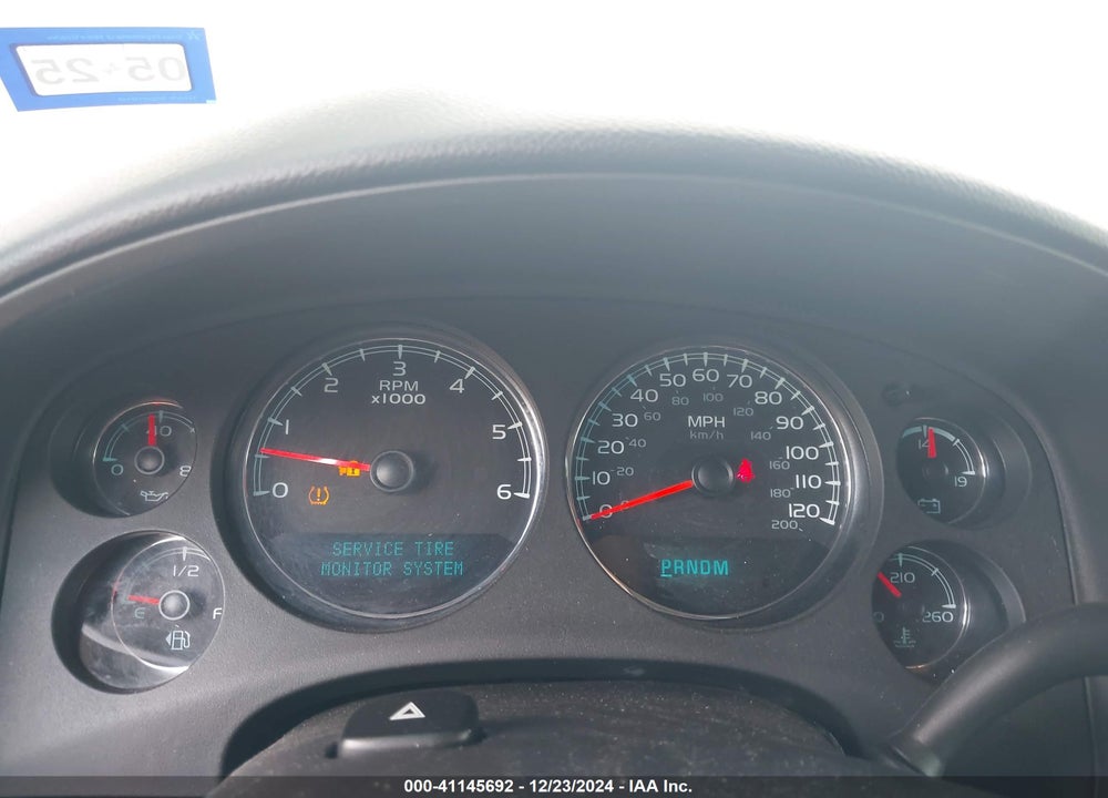 2014 CHEVROLET SUBURBAN 1500 LT VIN: 1GNSCJE07ER237366