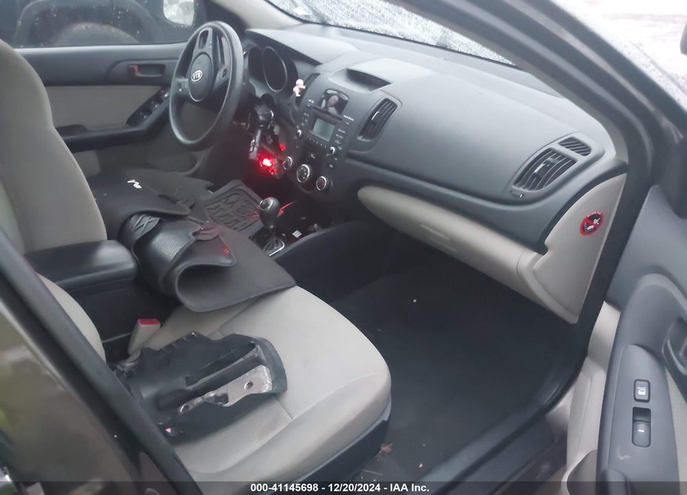 2012 KIA FORTE VIN: KNAFU4A21C5571250