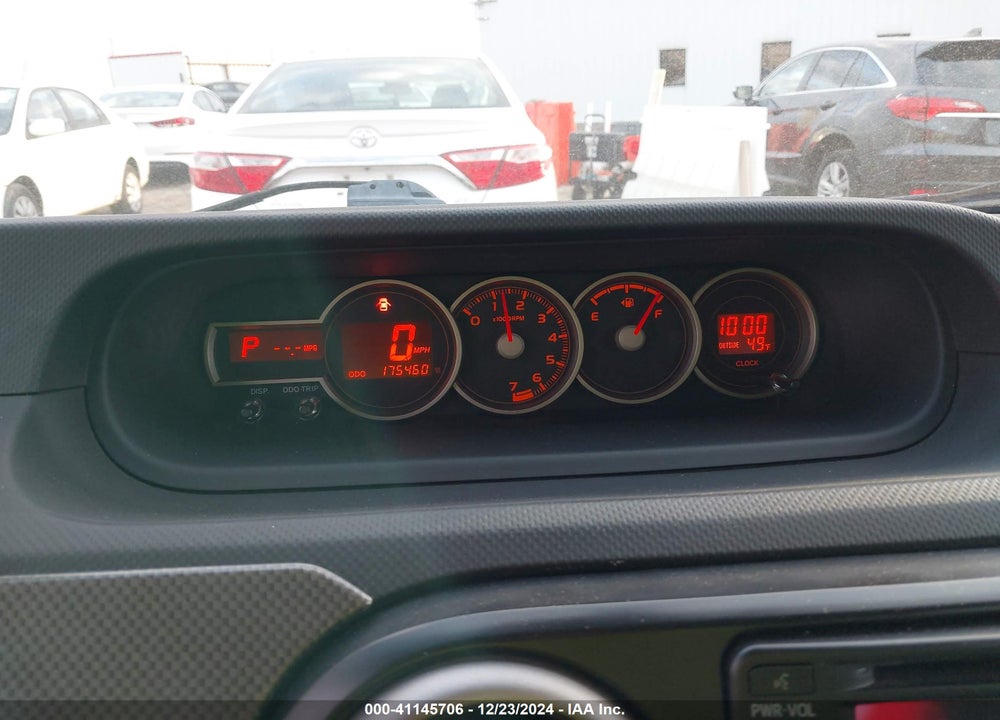 2013 SCION XB 10 SERIES VIN: JTLZE4FEXDJ042716