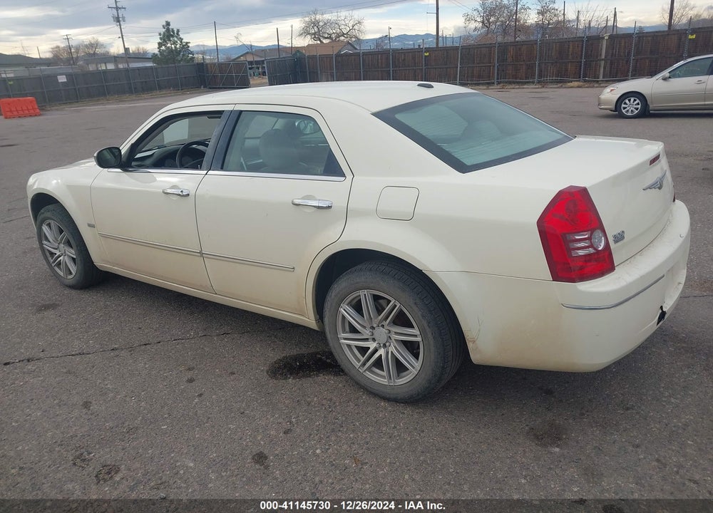 2010 CHRYSLER 300 TOURING/SIGNATURE SERIES VIN: 2C3CK5CV1AH275261
