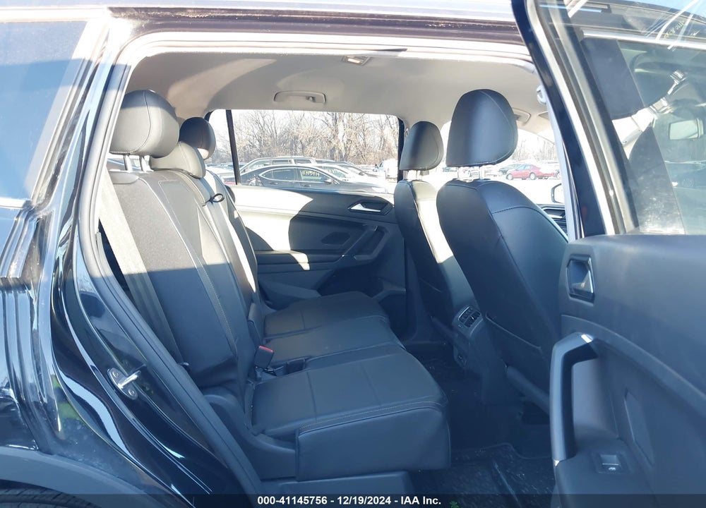 2018 VOLKSWAGEN TIGUAN 2.0T SE/2.0T SEL VIN: 3VV3B7AX7JM024386