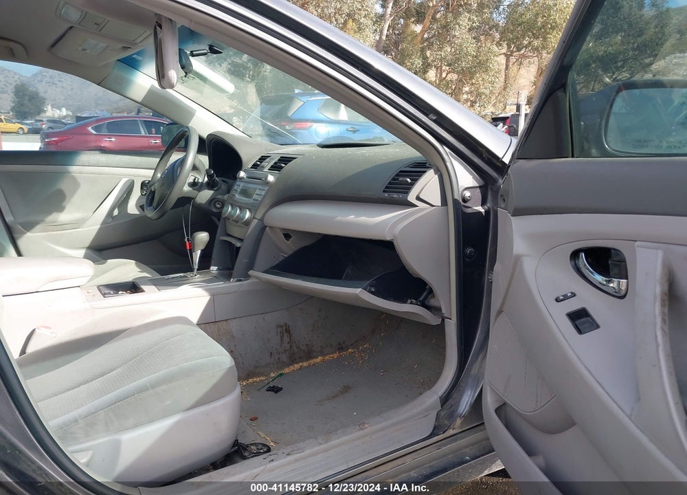 2007 TOYOTA CAMRY LE VIN: 4T1BE46K67U138652