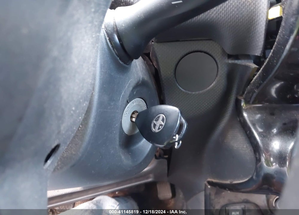 2008 SCION XD VIN: JTKKU10458J005764