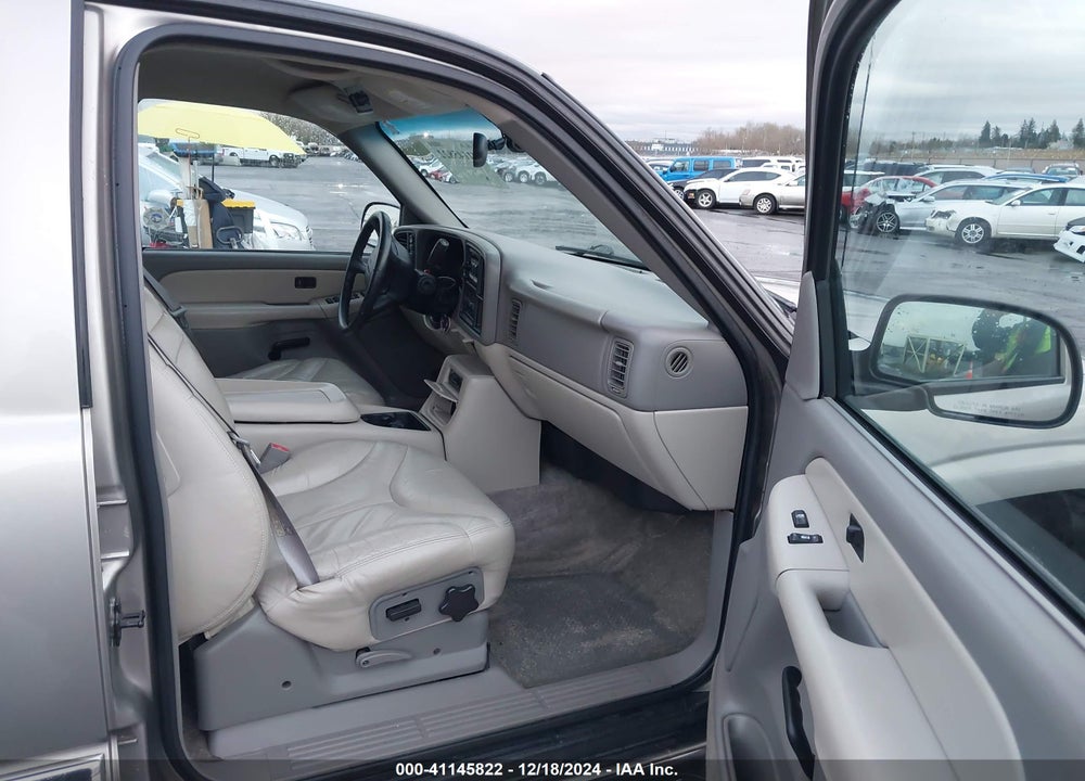 2001 GMC YUKON XL 1500 SLT VIN: 3GKFK16TX1G286677