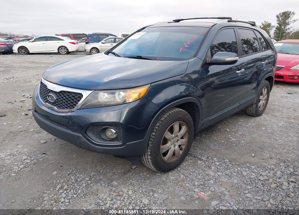 2012 KIA SORENTO LX VIN: 5XYKT4A67CG196284