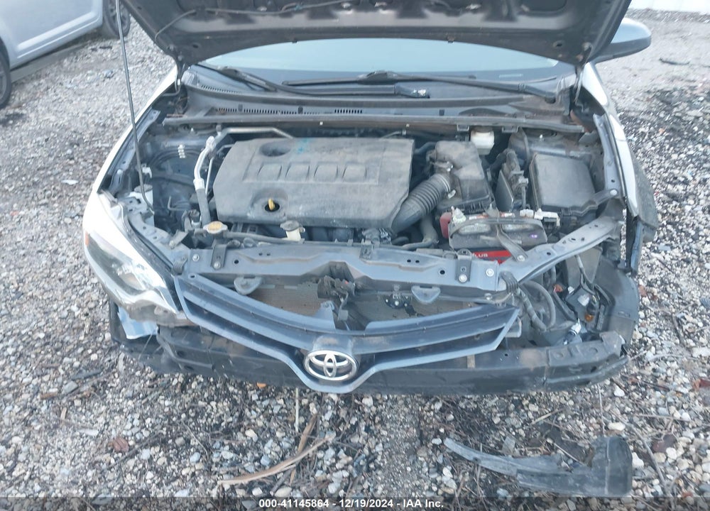 2015 TOYOTA COROLLA LE VIN: 5YFBURHE2FP264238