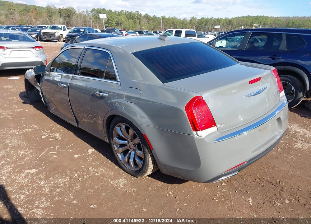 2019 CHRYSLER 300 LIMITED VIN: 2C3CCAEG5KH697930
