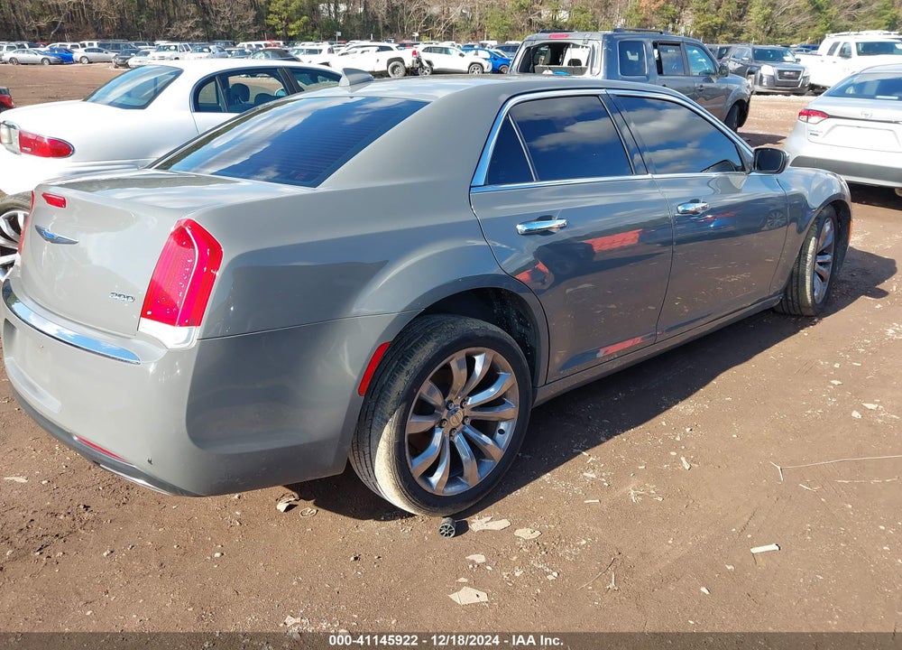 2019 CHRYSLER 300 LIMITED VIN: 2C3CCAEG5KH697930