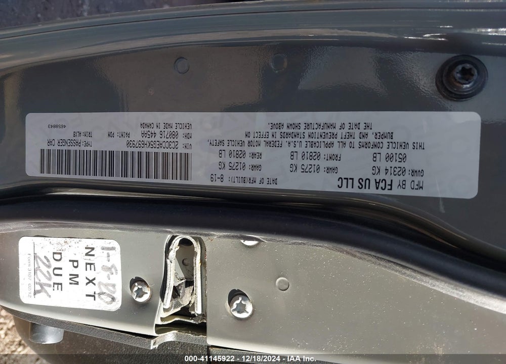 2019 CHRYSLER 300 LIMITED VIN: 2C3CCAEG5KH697930