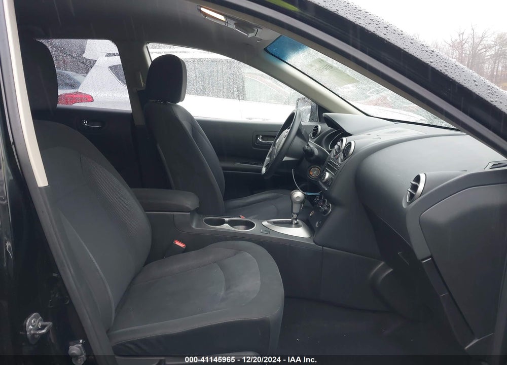 2013 NISSAN ROGUE S VIN: JN8AS5MV8DW664779