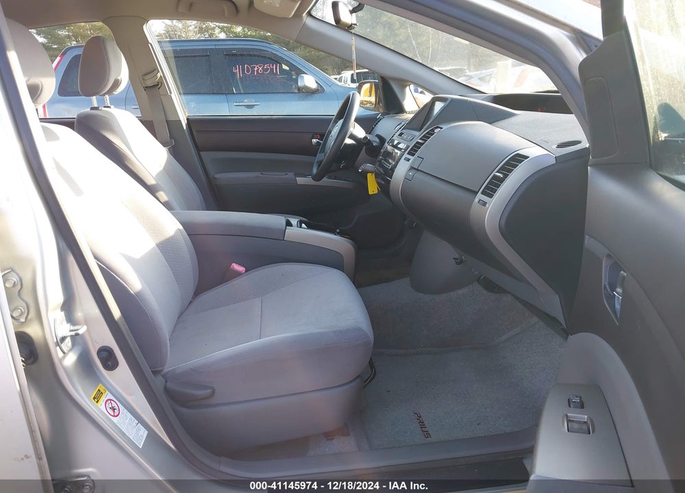 2005 TOYOTA PRIUS VIN: JTDKB20U457030523