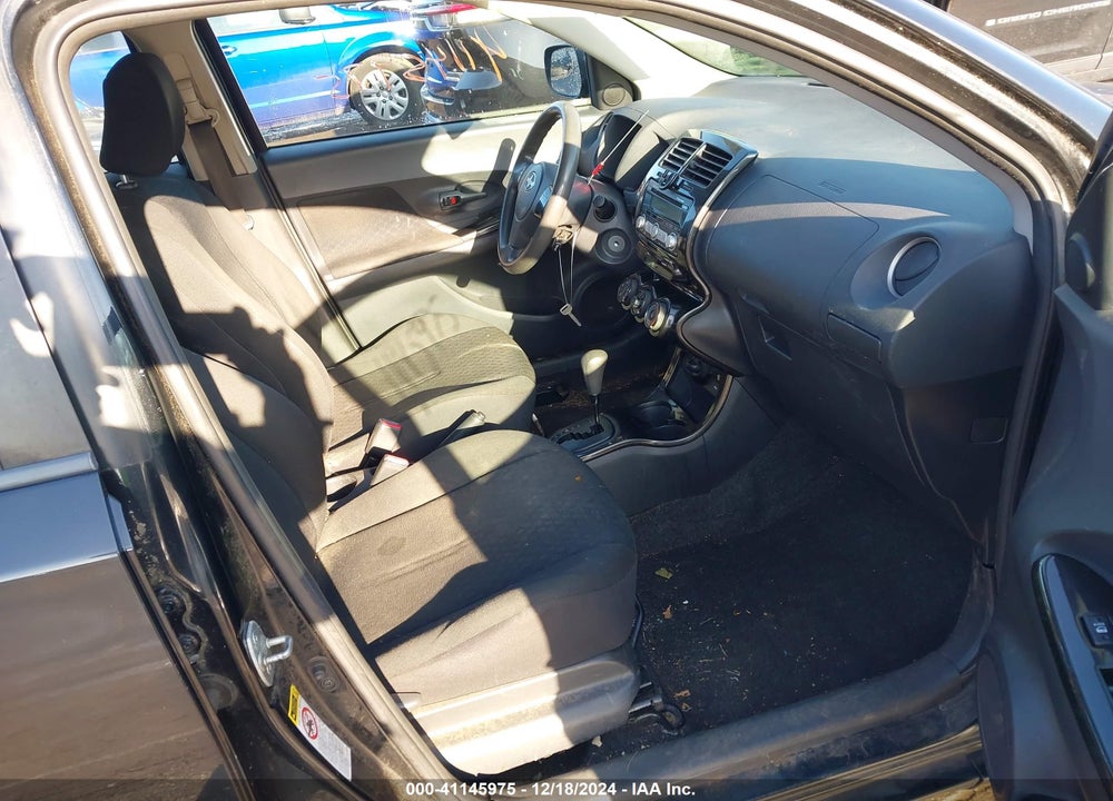 2008 SCION XD VIN: JTKKU10418J003235