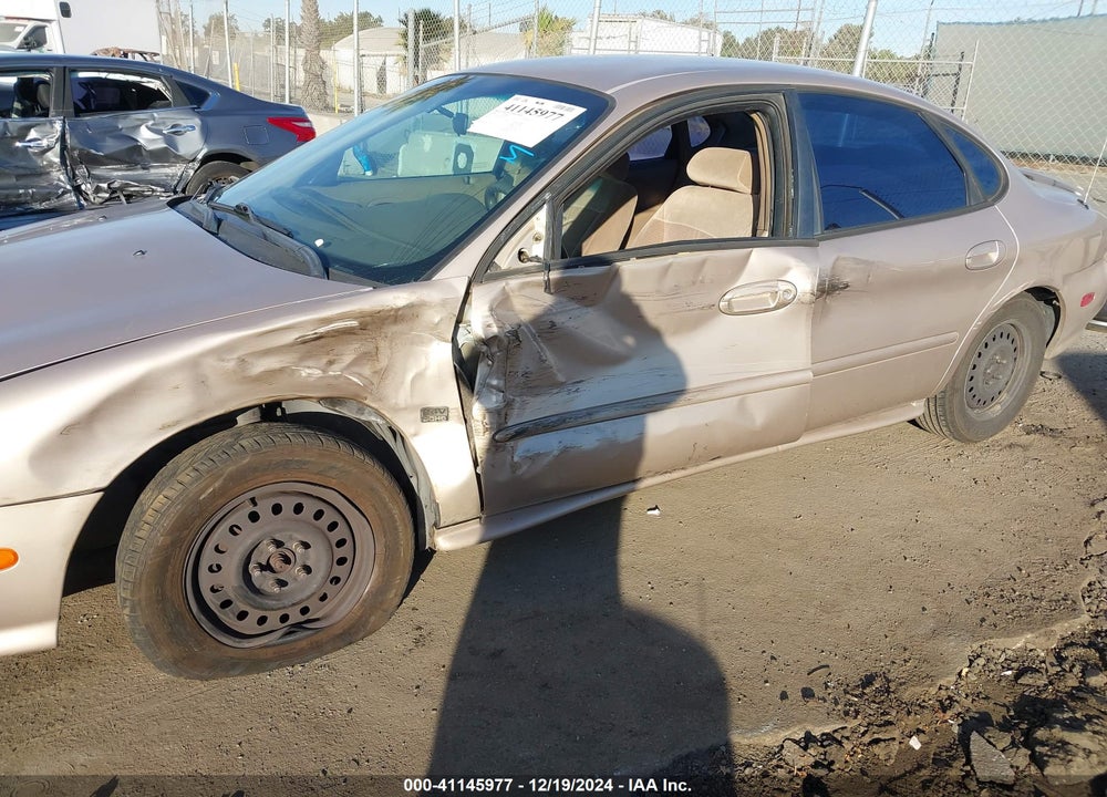 1998 FORD TAURUS LX/SE VIN: 1FAFP52SXWA143516