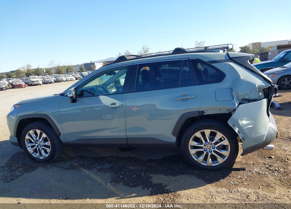 2019 TOYOTA RAV4 XLE PREMIUM VIN: JTMC1RFV5KD516903