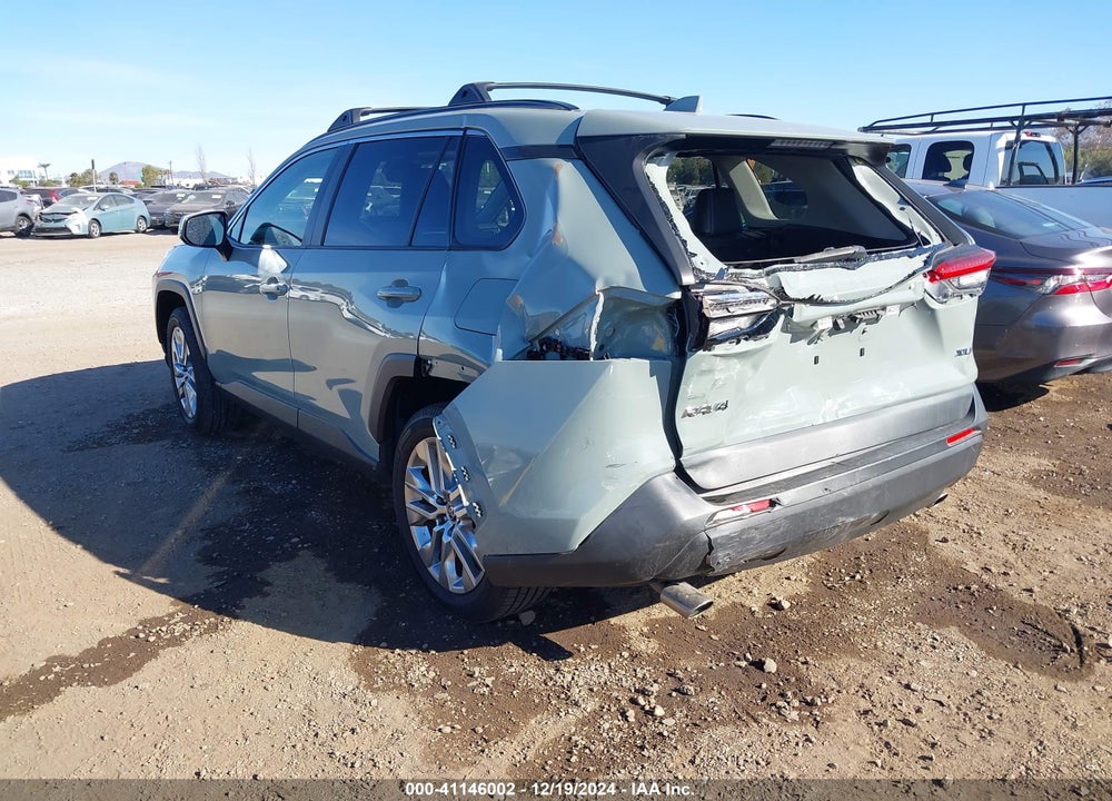 2019 TOYOTA RAV4 XLE PREMIUM VIN: JTMC1RFV5KD516903