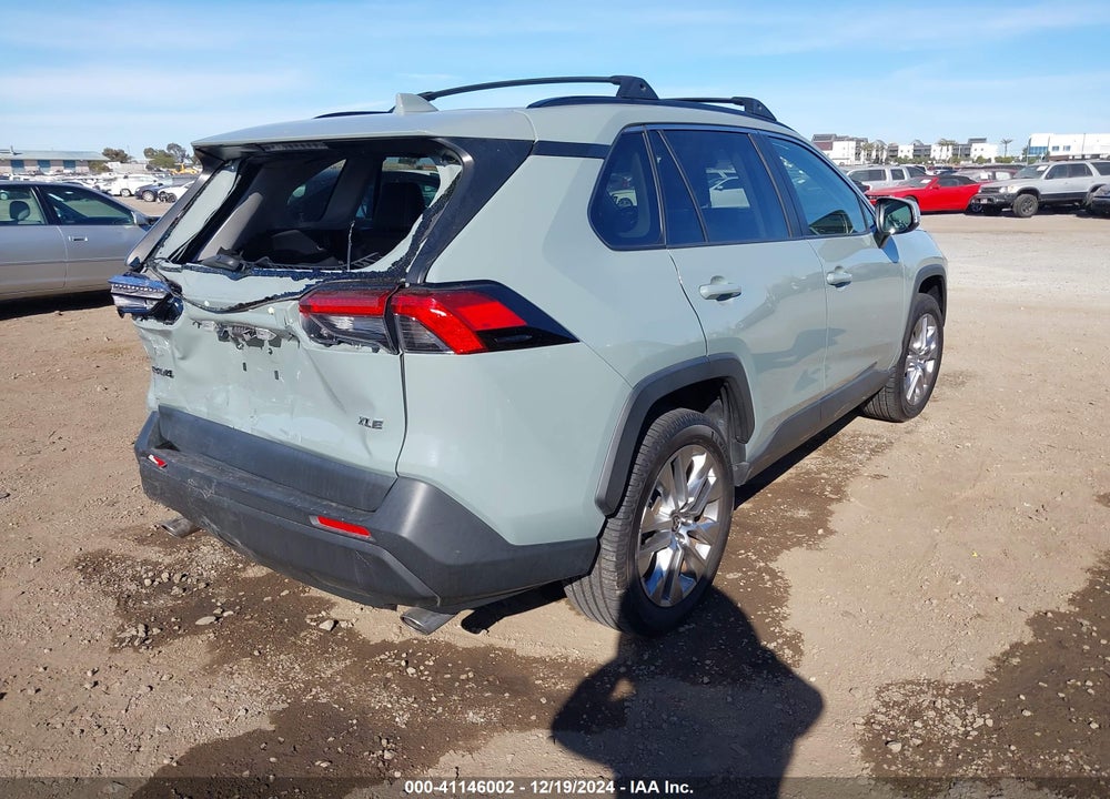 2019 TOYOTA RAV4 XLE PREMIUM VIN: JTMC1RFV5KD516903