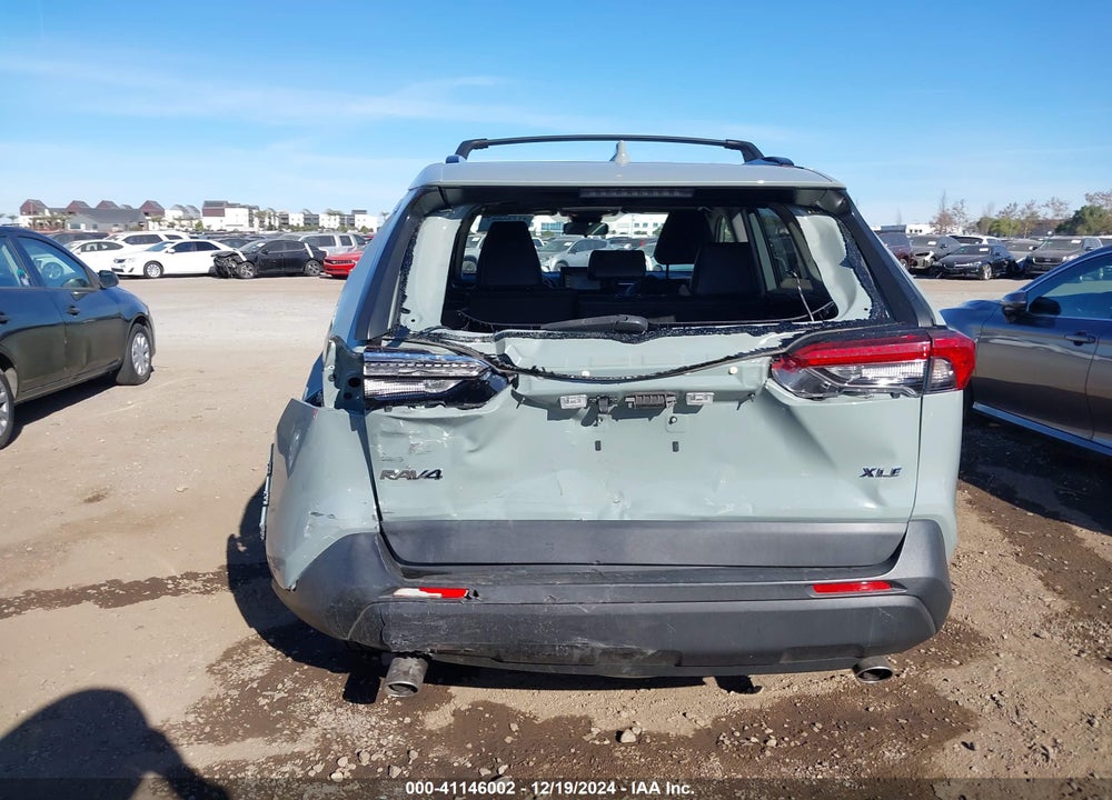 2019 TOYOTA RAV4 XLE PREMIUM VIN: JTMC1RFV5KD516903