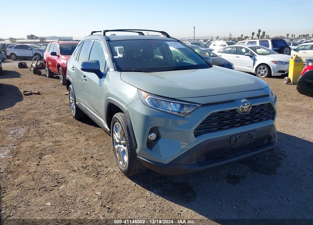 2019 TOYOTA RAV4 XLE PREMIUM VIN: JTMC1RFV5KD516903