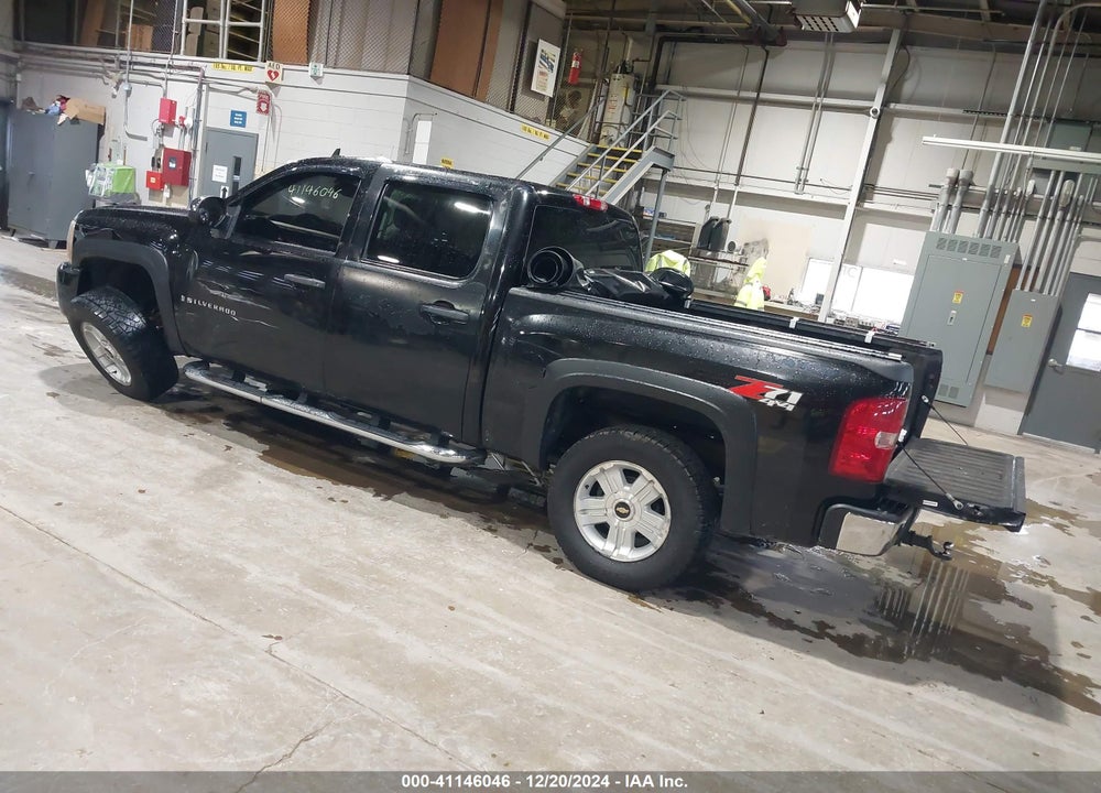 2008 CHEVROLET SILVERADO 1500 LT1 VIN: 2GCEK13M381157929