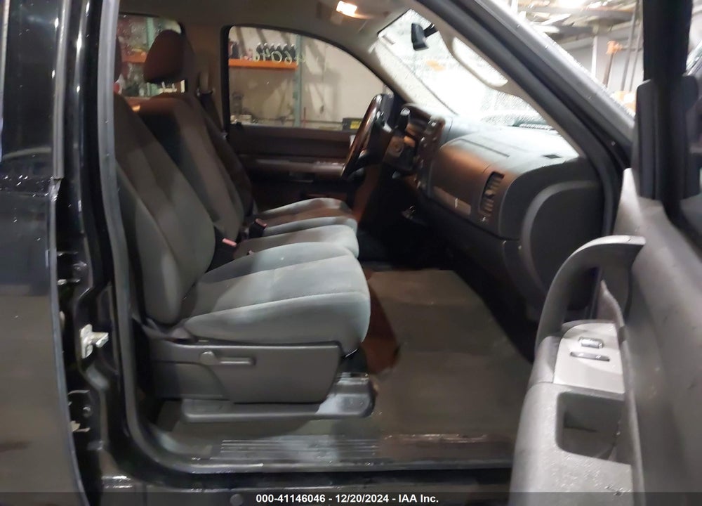 2008 CHEVROLET SILVERADO 1500 LT1 VIN: 2GCEK13M381157929