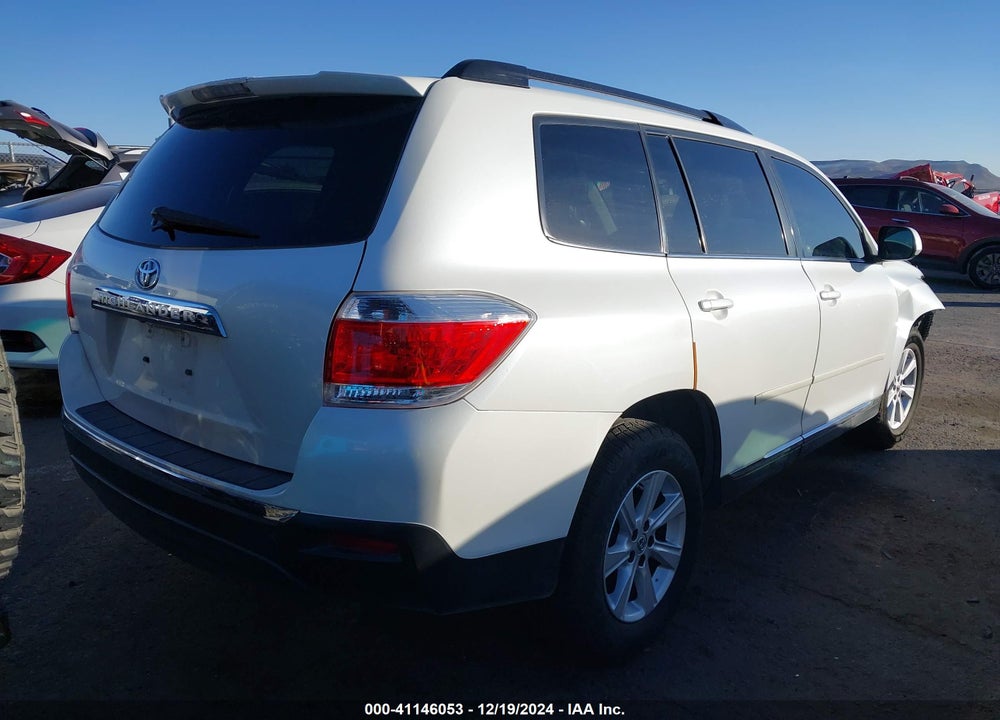2011 TOYOTA HIGHLANDER SE V6 VIN: 5TDZK3EH8BS043728