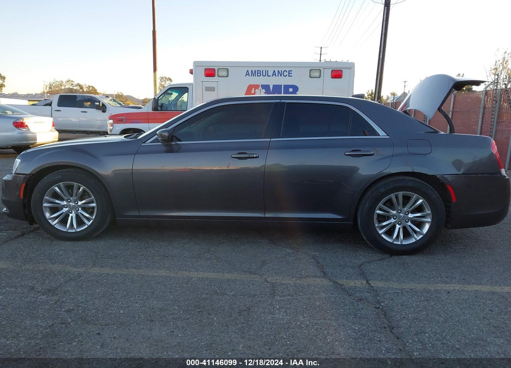 2018 CHRYSLER 300 VIN: 2C3CCAAG3JH209062
