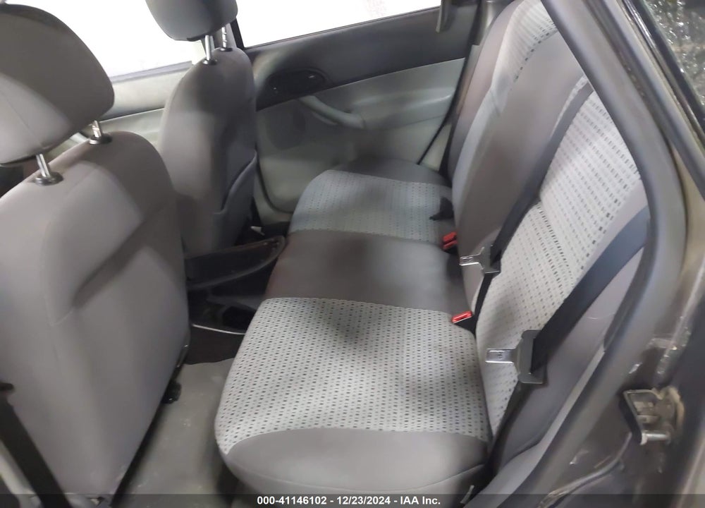 2007 FORD FOCUS S/SE/SES VIN: 1FAHP34N77W167300