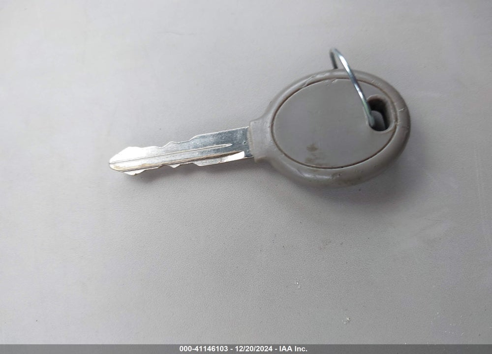2005 CHRYSLER PACIFICA VIN: 2C8GF48435R314359