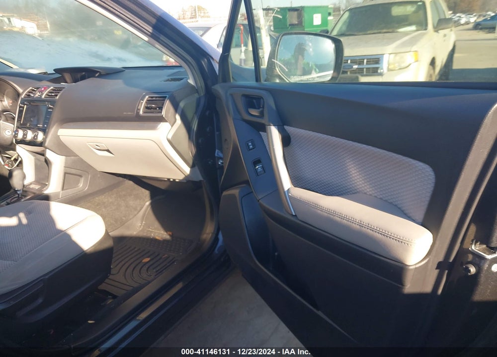 2017 SUBARU FORESTER 2.5I PREMIUM VIN: JF2SJAEC1HH485164