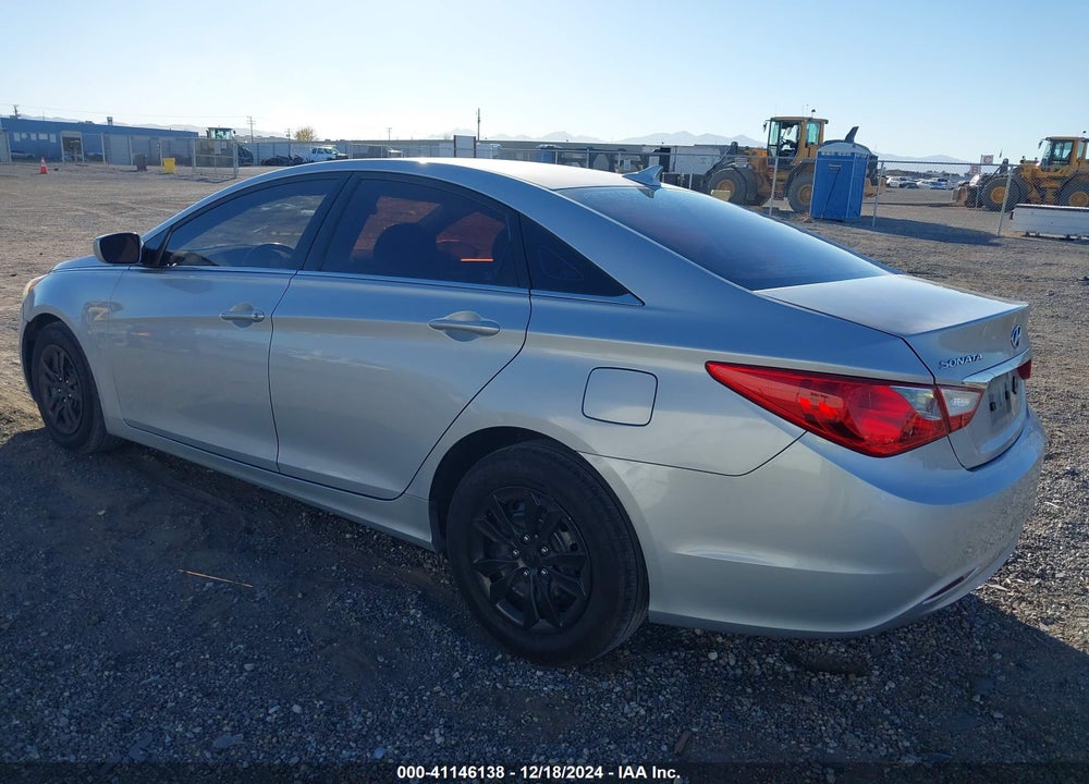 2011 HYUNDAI SONATA GLS VIN: 5NPEB4AC0BH029925